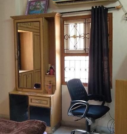 Srinivas Nilayam Apartment Hyderabad Exterior photo